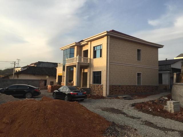 湖南伢子40萬為父母建別墅，孝心感動鄰里，爭相稱贊