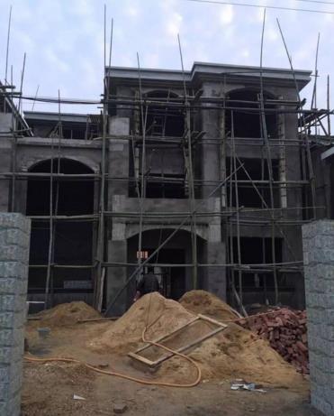 兄弟一起建別墅，35萬一人一棟，這下公平了