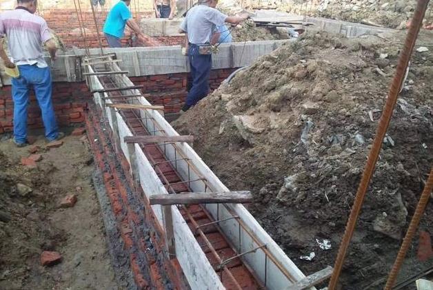 兄弟一起建別墅，35萬一人一棟，這下公平了