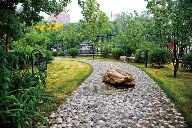 鄉(xiāng)村自建8*12米三層小別墅，僅需30萬！