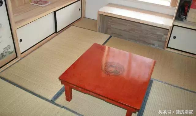 資金被股市套牢，一家三口80萬回村蓋座帶中式庭院的別墅