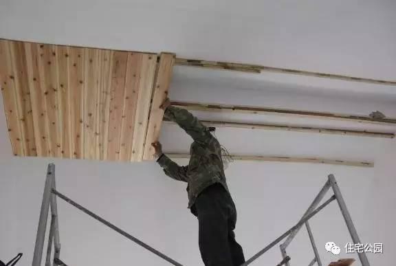 裝吊頂龍骨最容易偷工減料的3種方式，施工隊敢這么做立馬叫他走人！