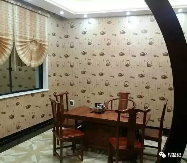 這棟別墅內(nèi)外文化范！文化石、車庫(kù)、吧臺(tái)、挑空客廳處處都是品味