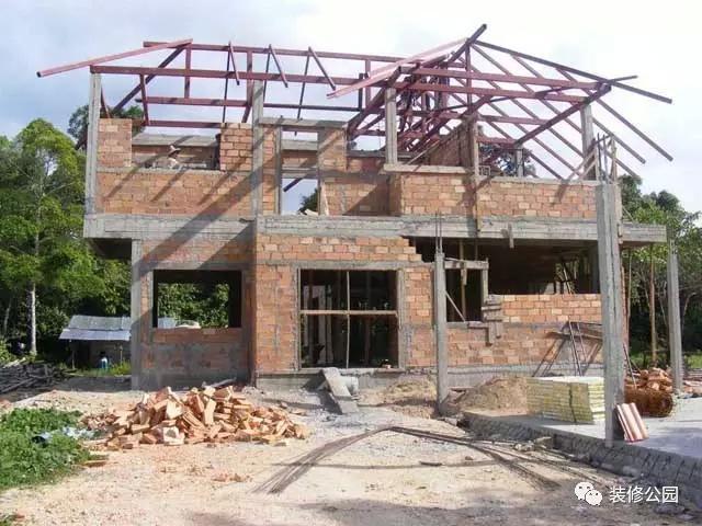 泰國農村自建帶泳池養老別墅，難怪老外退休要去這里