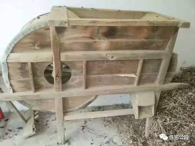 重慶蓋房直播，房主充當小工親自上陣，建成36萬引全村圍觀！