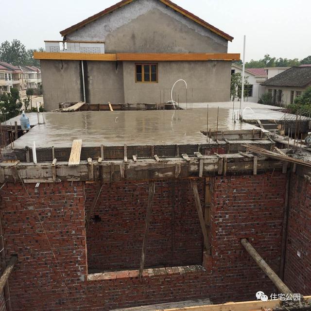 湖南大叔35萬蓋別墅含外裝修，他是怎么做到的？