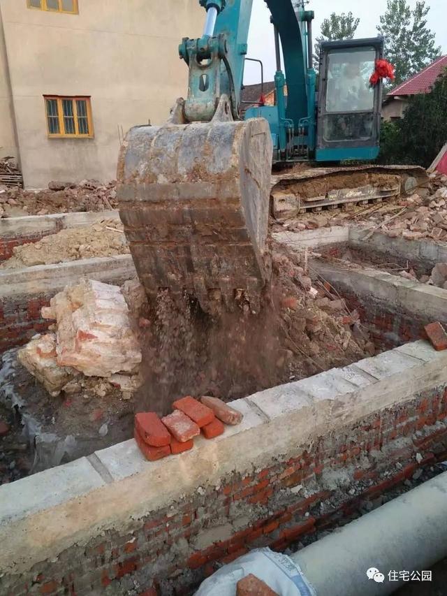 湖南大叔35萬蓋別墅含外裝修，他是怎么做到的？