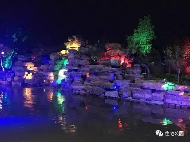 山東豪擲500萬自建園林美景，故宮后花園都不能與之匹敵！