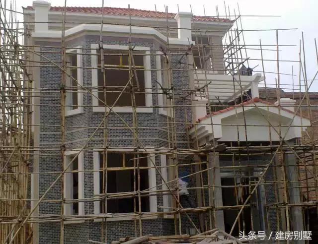 粵西網友自建庭院式別墅，全框架結構被說太土豪