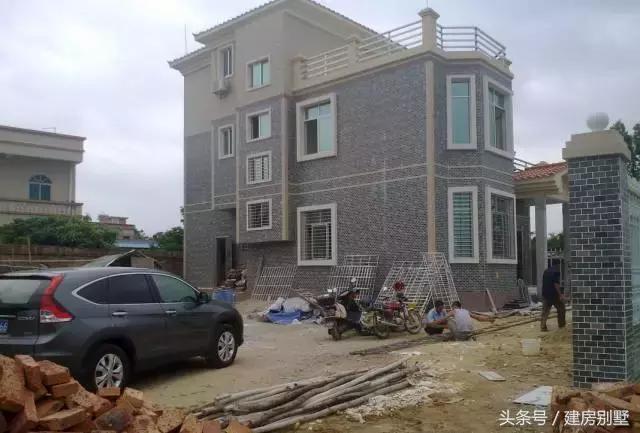 粵西網友自建庭院式別墅，全框架結構被說太土豪
