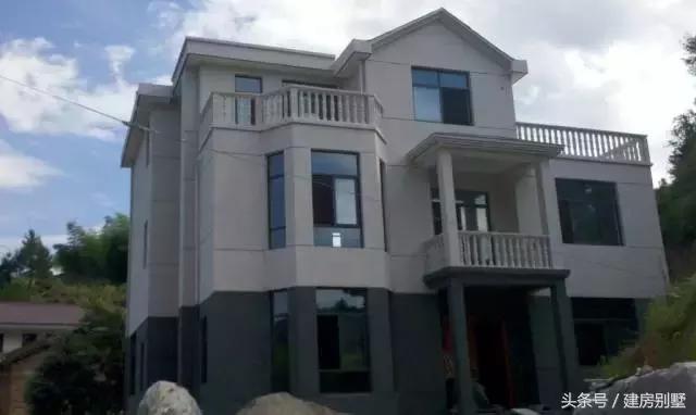 浙江網(wǎng)友自建三層別墅，拿100萬的別墅跟我換也不要