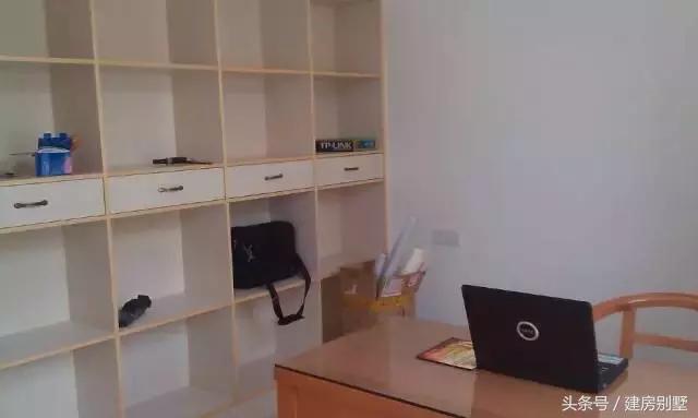 江蘇美女回娘家干了件動靜不小的事兒，鄰村的都跑來看熱鬧