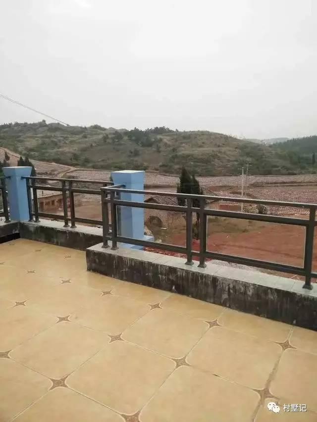 造價加裝修才30萬的三層農村別墅，網友紛紛表示不相信