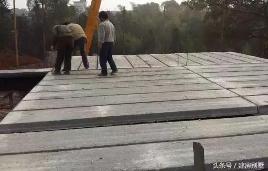 拆掉50年代的祖屋建二層別墅，卻被諷工廠流水線制造，為何？