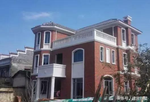 贛南不止臍橙種的好吃，農村別墅蓋得也是一級棒