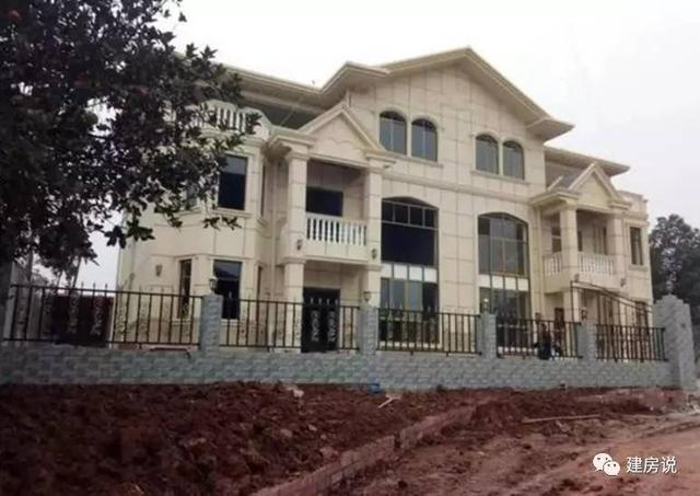 四川兄弟倆花65萬自建三層別墅，外觀漂亮經(jīng)濟實用