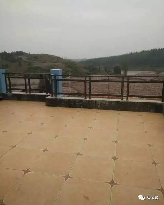 云南網友53萬自建三層洋別墅，內設KTV媲美百萬豪宅