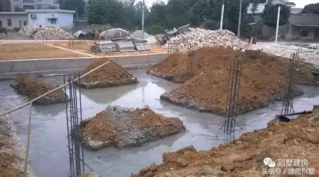 廉江海鮮老板自建四層農村別墅，價值70萬，你說值不值？