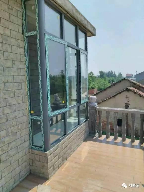湖北自建二層農村別墅，朋友圈里都在說這套很實用