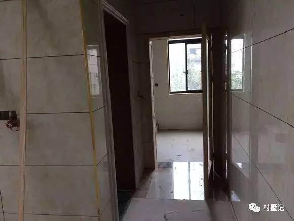 「附裝修實拍」兩層自建農村別墅，看后才覺得自家的房子白建了