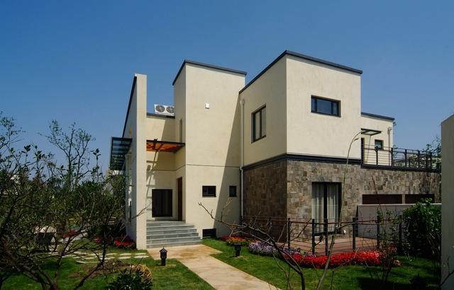 真羨慕農(nóng)村人，有地可以建別墅，要是我做夢都會笑醒的