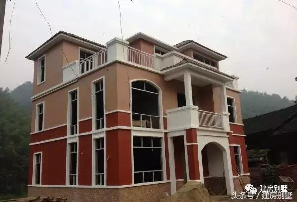 借錢也要蓋的一款別墅圖，房子周正外觀大氣，太值了