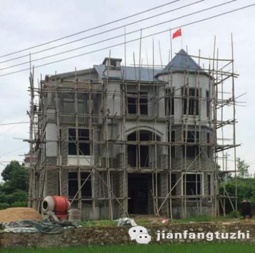 三層特色歐式城堡別墅圖，戶型精美大氣，40萬2廳6室?guī)ш柟夥啃蓍e房套房