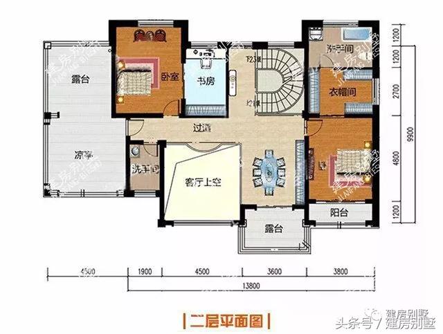 三層豪宅別墅圖，第一棟配開放式車庫，第二棟設電梯井