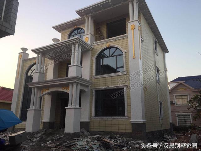 3套經典別墅圖，外觀簡約不單調，性價比超高，農村蓋房首選戶型！