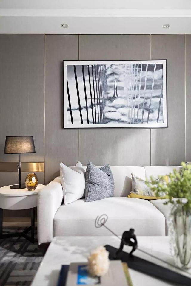 現(xiàn)代簡約風小戶型公寓裝修，92㎡，采用抽象化的藝術(shù)，灰度空間的高級感。