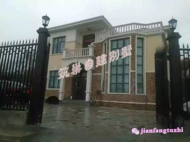 100平方米簡歐式二層農村自建房，10*10米，簡單實用。