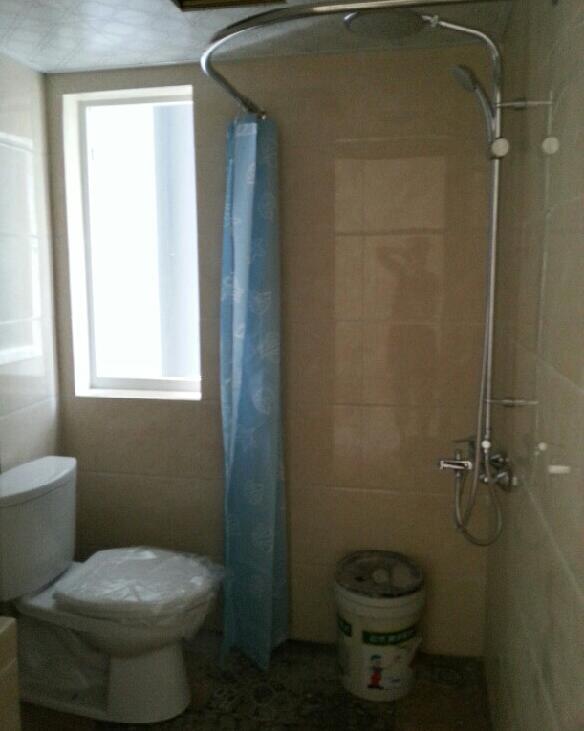 45平的新房，裝修花了6萬，簡潔溫馨，實用舒適，父母很滿意，沒有浪費一點空間！