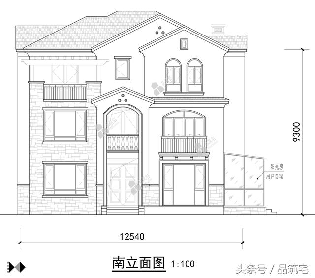 12X10三層西班牙風(fēng)格別墅圖，戶型方正、緊湊實用，有露臺有陽光房有院子，一家共享天倫~
