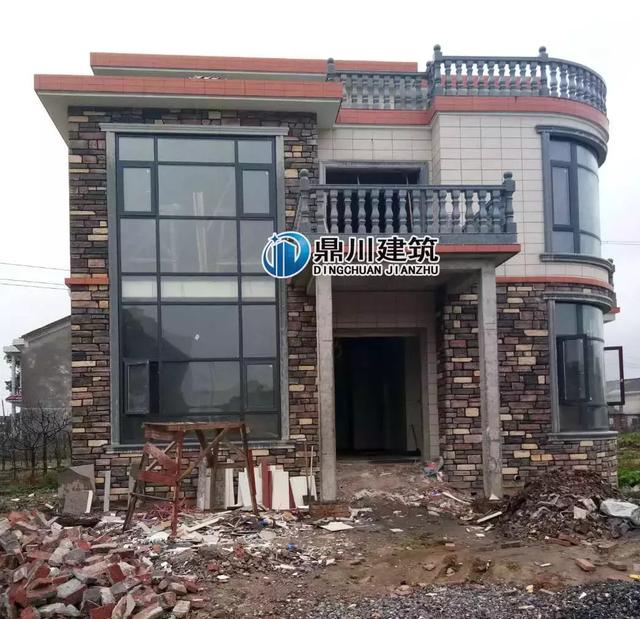 一套別墅，兩種布局設計，三層簡歐風格的別墅設計圖，造價只要28萬，建好驚艷鄰里鄉親