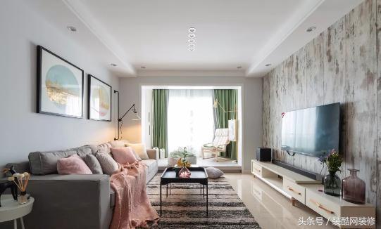 小戶型85㎡簡約北歐風3居室，軟硬裝花了17萬，儲物空間大，電視墻裝修最成功！