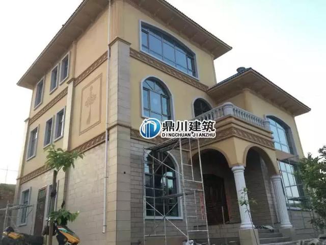 三層歐式別墅設計圖，11.8x12.5米，有棋牌室、多功能廳，含7個臥室，案例2最美，案例3花了50萬