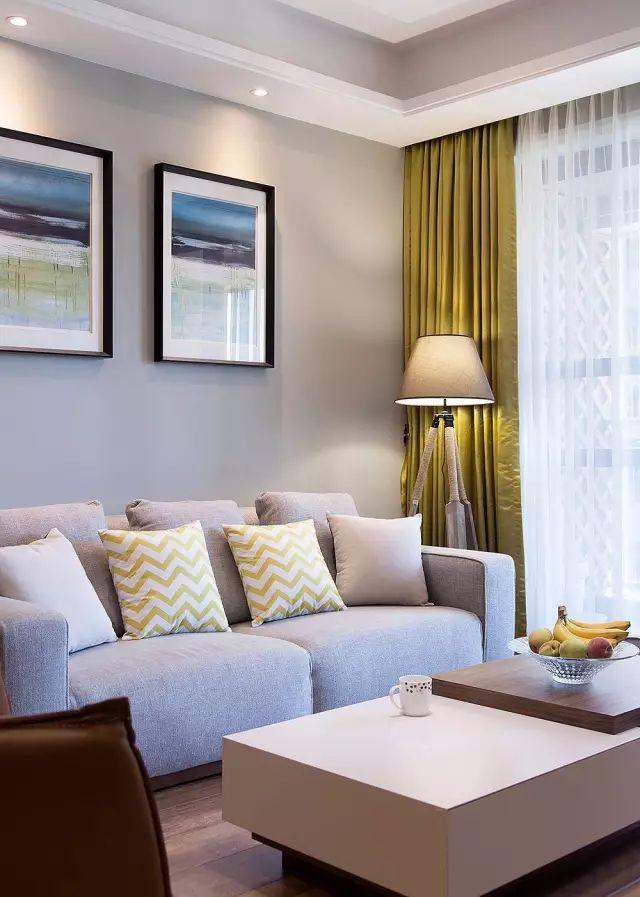 125平方的現代簡約風格裝修效果圖，空間寬敞明亮，三居室的環境打造的非常簡約小資。