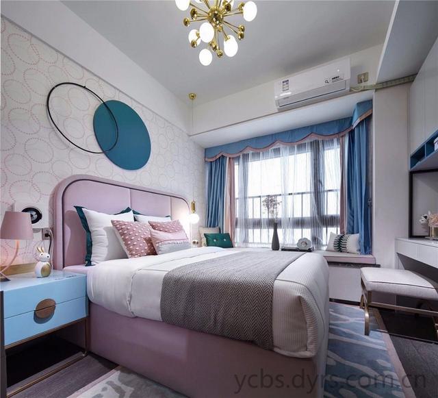 為大家分享的一套的很完美的現(xiàn)代簡約風格裝修方案。