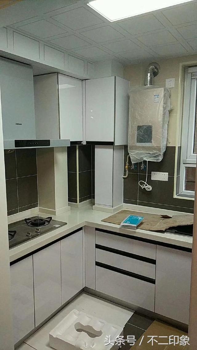 裝修花了3個(gè)月完成，全屋不做吊頂也很喜歡，忍不住曬曬！