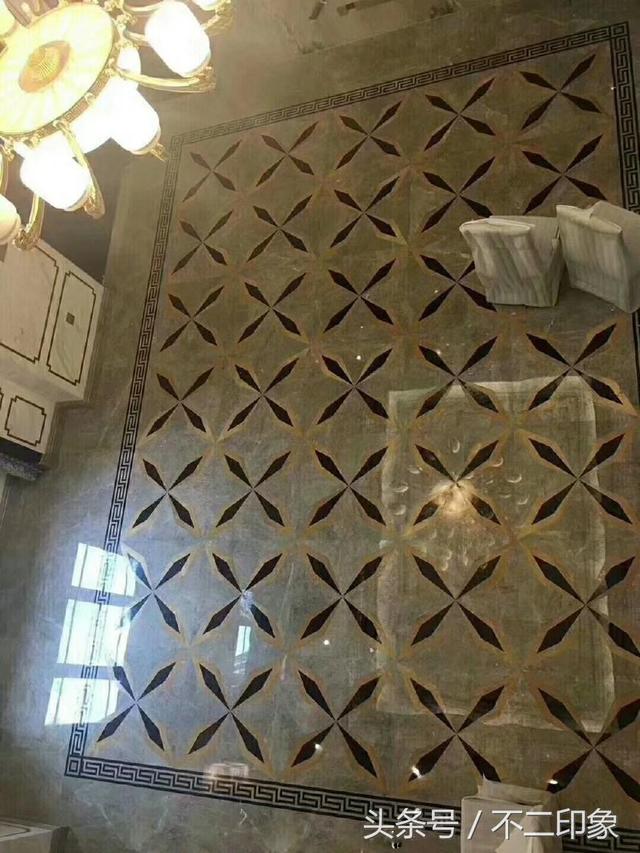 花了102W全包裝修的豪華別墅，大理石做的客廳電視墻特別喜歡，忍不住曬一曬！