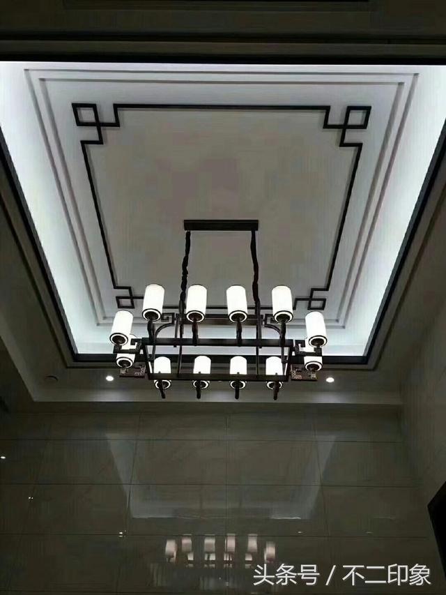 花了102W全包裝修的豪華別墅，大理石做的客廳電視墻特別喜歡，忍不住曬一曬！