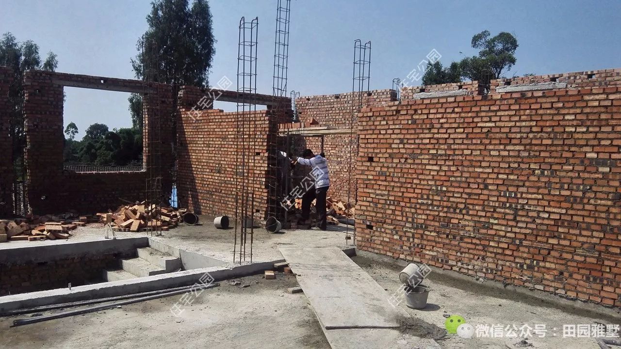 明星戶型神還原，37萬不僅路修好房建成，還把裝修化糞池也搞定了？丨施工隊作品展