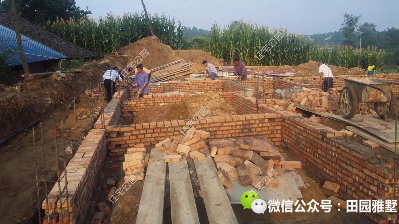 明星戶型神還原，37萬不僅路修好房建成，還把裝修化糞池也搞定了？丨施工隊作品展