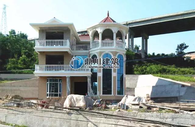 5套農村小別墅效果圖和實拍圖的對比，第1套100%還原效果圖，第3套造價才25萬