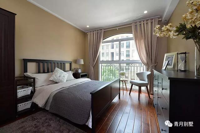 12.3×11米二層小別墅設(shè)計圖，沉穩(wěn)大氣有內(nèi)涵，建房好戶型！