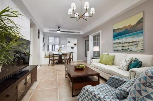 老公堅持用30萬裝修房子，設計風格是簡約和地中海的混搭，效果特別好，飄窗最為亮點