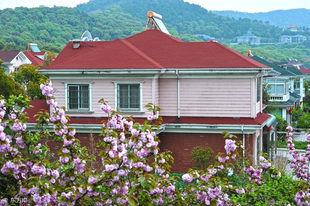 農村自建二層別墅圖，四室一廳很溫馨，方方正正，簡簡單單，卻又具有別墅的高大上的氣質！