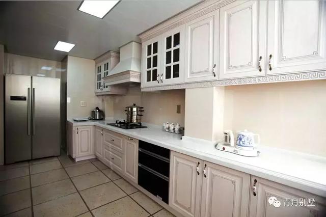 12米×11.8米二層農村自建房設計圖，造型雖不顯眼，卻經濟實用，享受簡單寧靜的生活