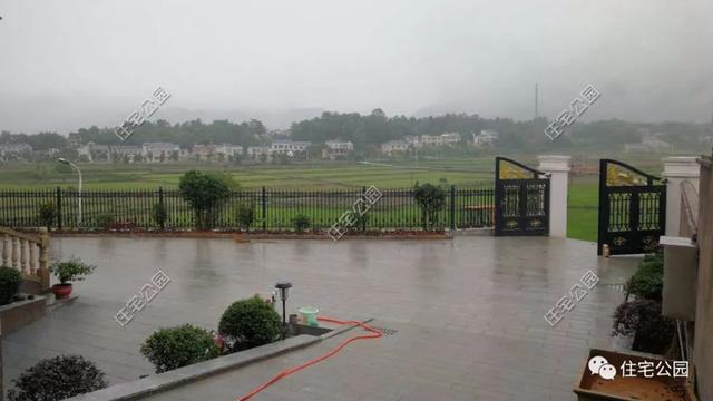 今日實(shí)例別墅設(shè)計(jì)圖，回農(nóng)村建別墅，也算是衣錦還鄉(xiāng)了，還可以盡盡孝道