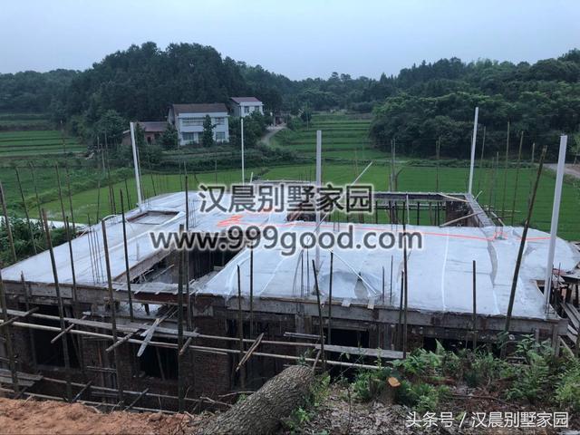 三層別墅設計圖，15X14米，選用磚混結構，施工簡單，造價經濟